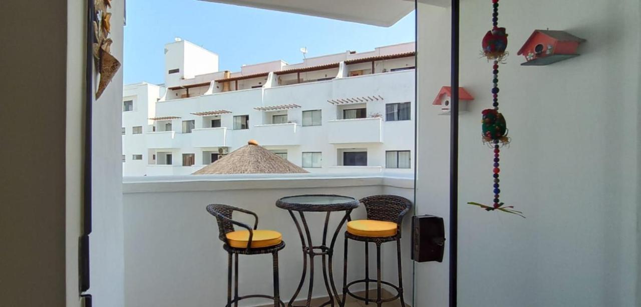 Apto Na Orla Da Praia Grande Com Piscina E Garagem Арраял-ду-Кабу Екстер'єр фото